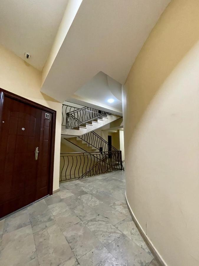 Armenak Apartment No 8, Abovyan Street Yerevan Luaran gambar