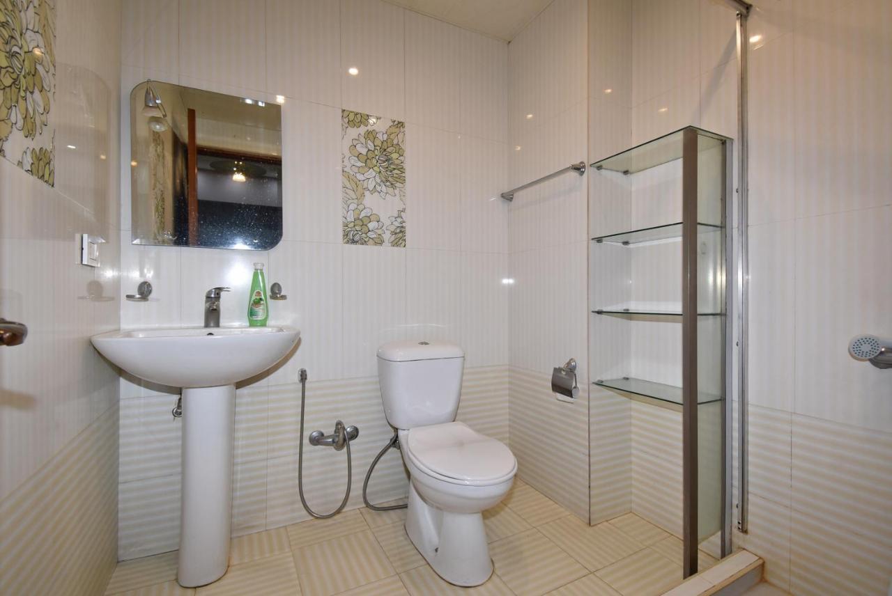 Armenak Apartment No 8, Abovyan Street Yerevan Luaran gambar